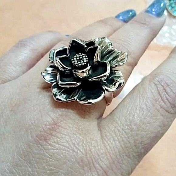 STERLING SILVER ADJUSTABLE RESIZABLE BIG FLOWER STATEMENT RINGS - Picture 5 of 10